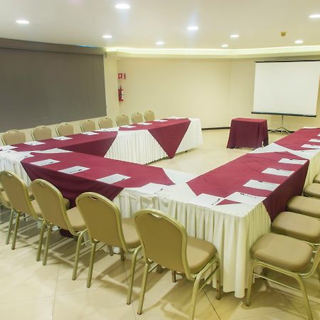 Continental Caribe Bay Hotel Chetumal Buitenkant foto