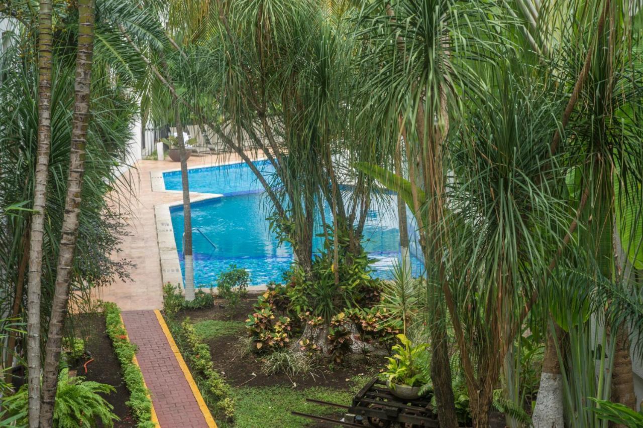 Continental Caribe Bay Hotel Chetumal Buitenkant foto