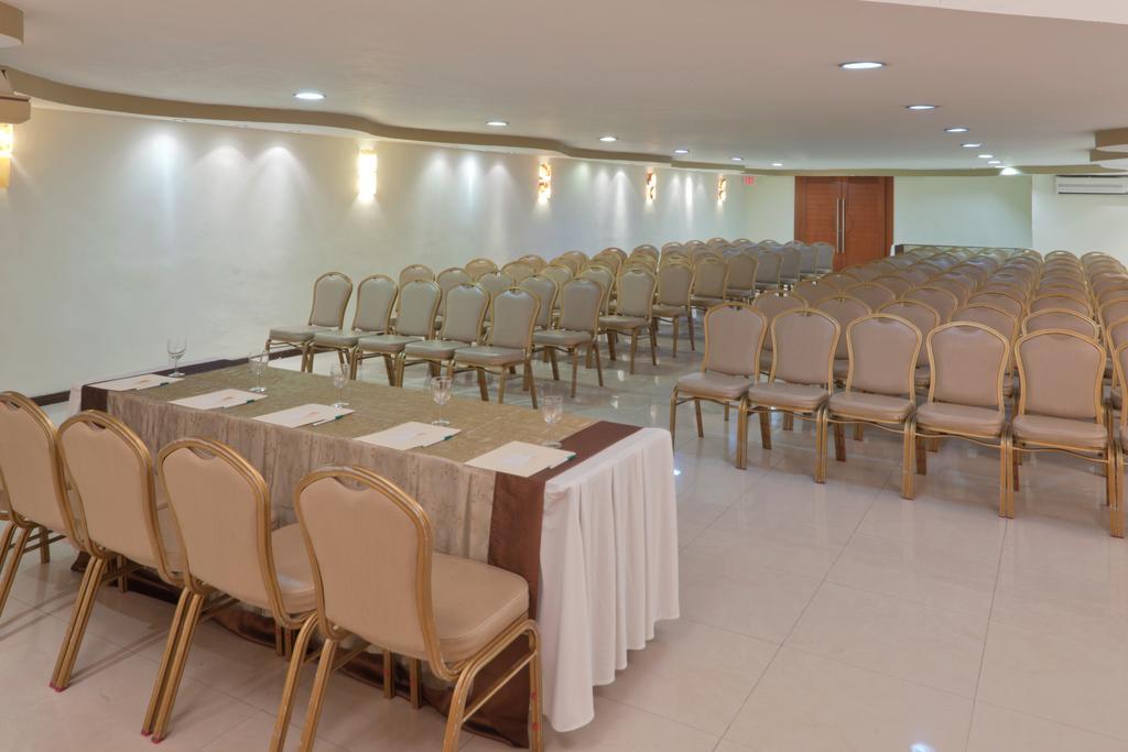 Continental Caribe Bay Hotel Chetumal Faciliteiten foto