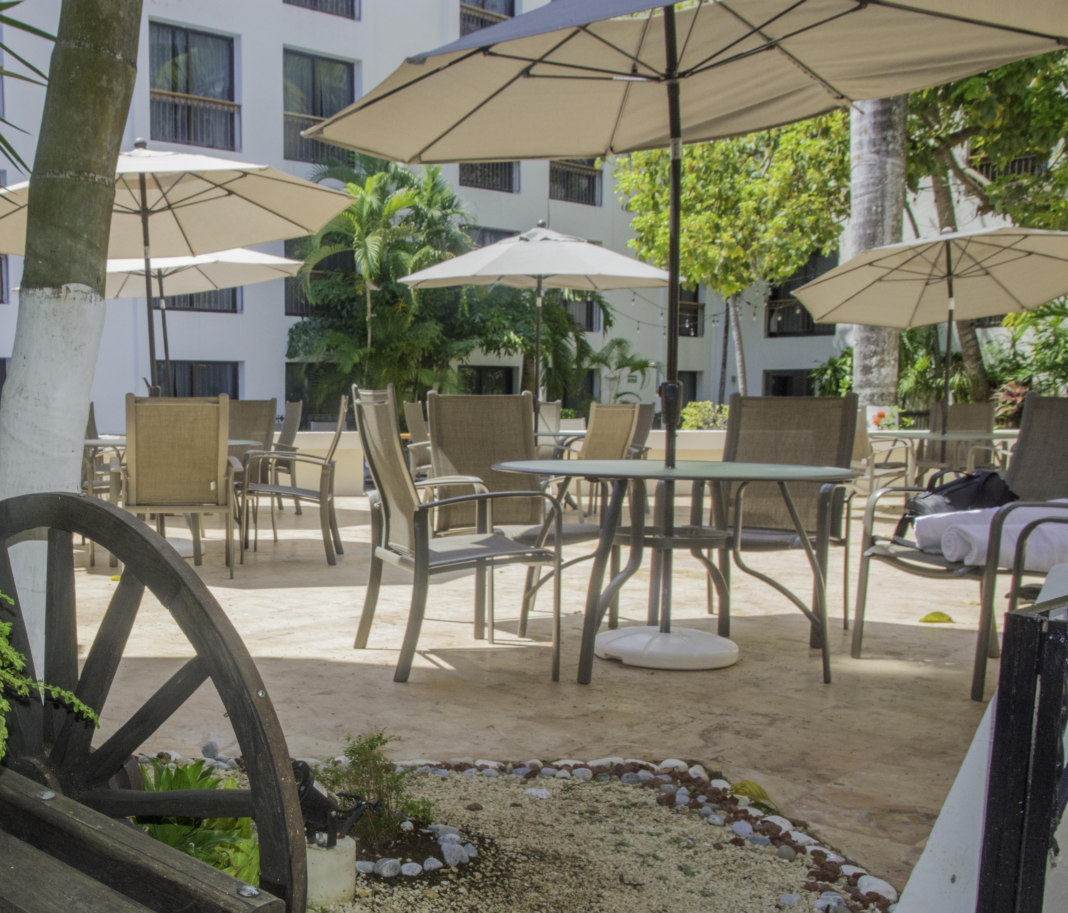 Continental Caribe Bay Hotel Chetumal Buitenkant foto