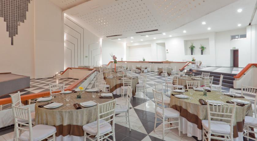 Continental Caribe Bay Hotel Chetumal Buitenkant foto