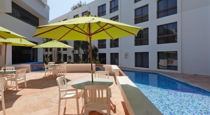 Continental Caribe Bay Hotel Chetumal Buitenkant foto
